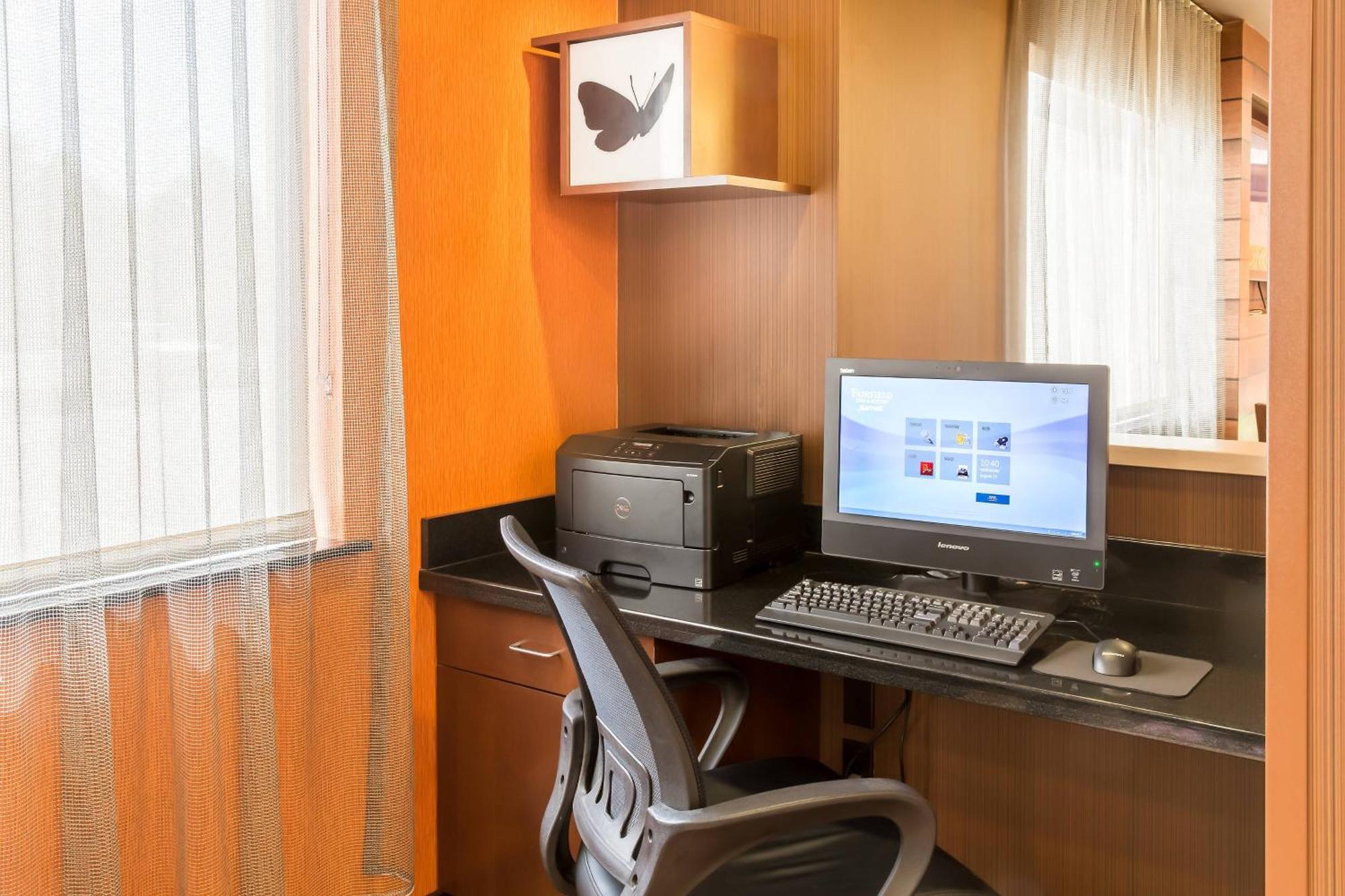 Hotel Fairfield & 3*