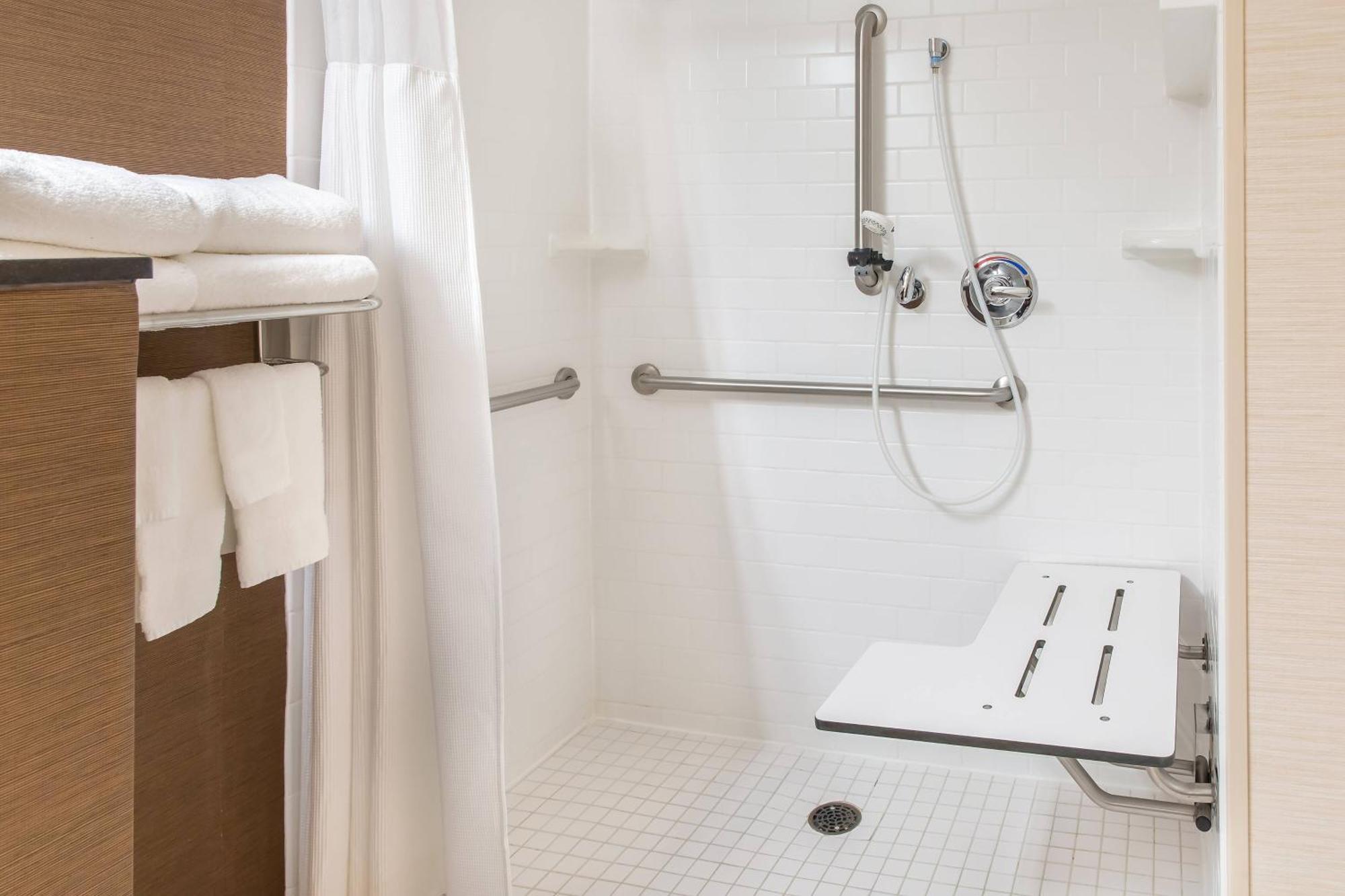Hotel Fairfield &