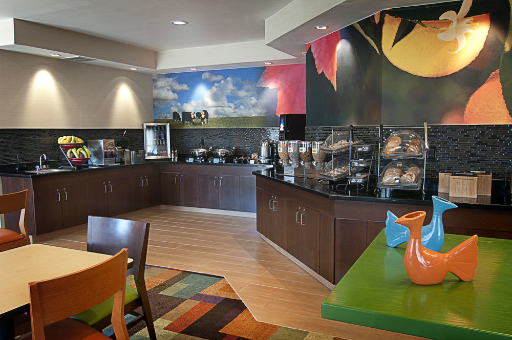 Hotel Fairfield &